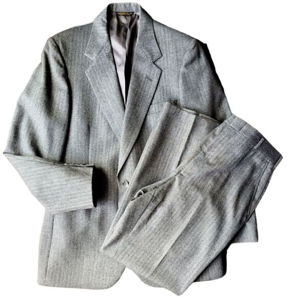 Men's Gray Suit